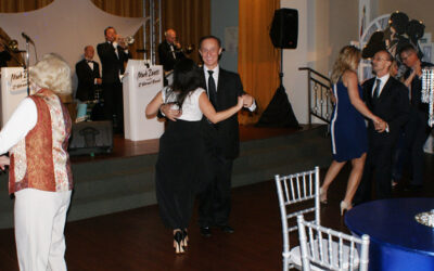 Cypress Cove Gala Raises Thousands for Memory Care Programming