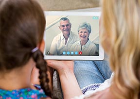 5 Methods of Connecting Virtually in Cape Coral Senior Living