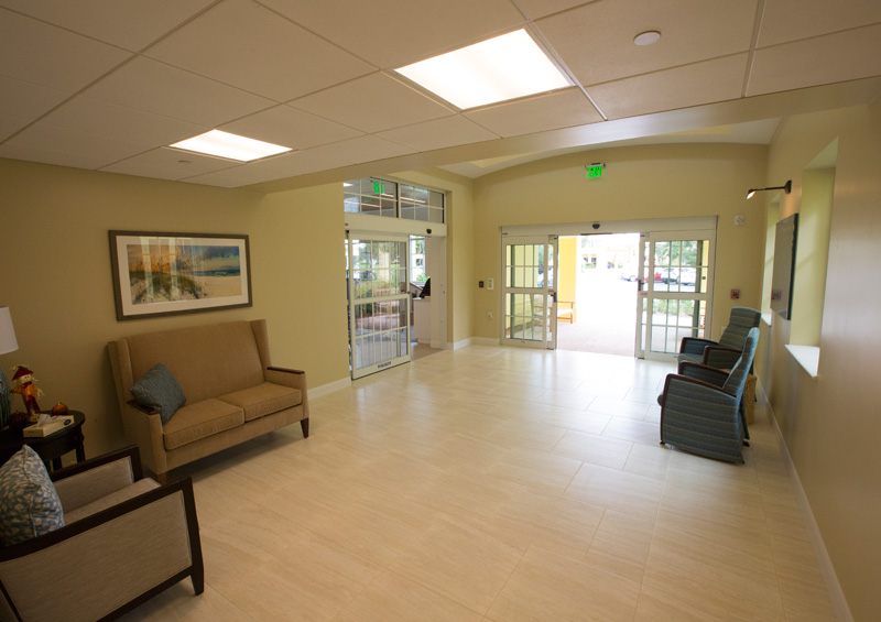 mead-therapy-rehabilitation-center-entrance-lobby
