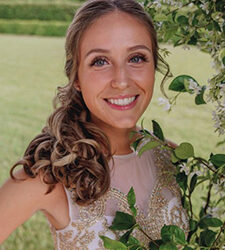 Scholar Profile: Kaylee Dix, Future Orthodontist