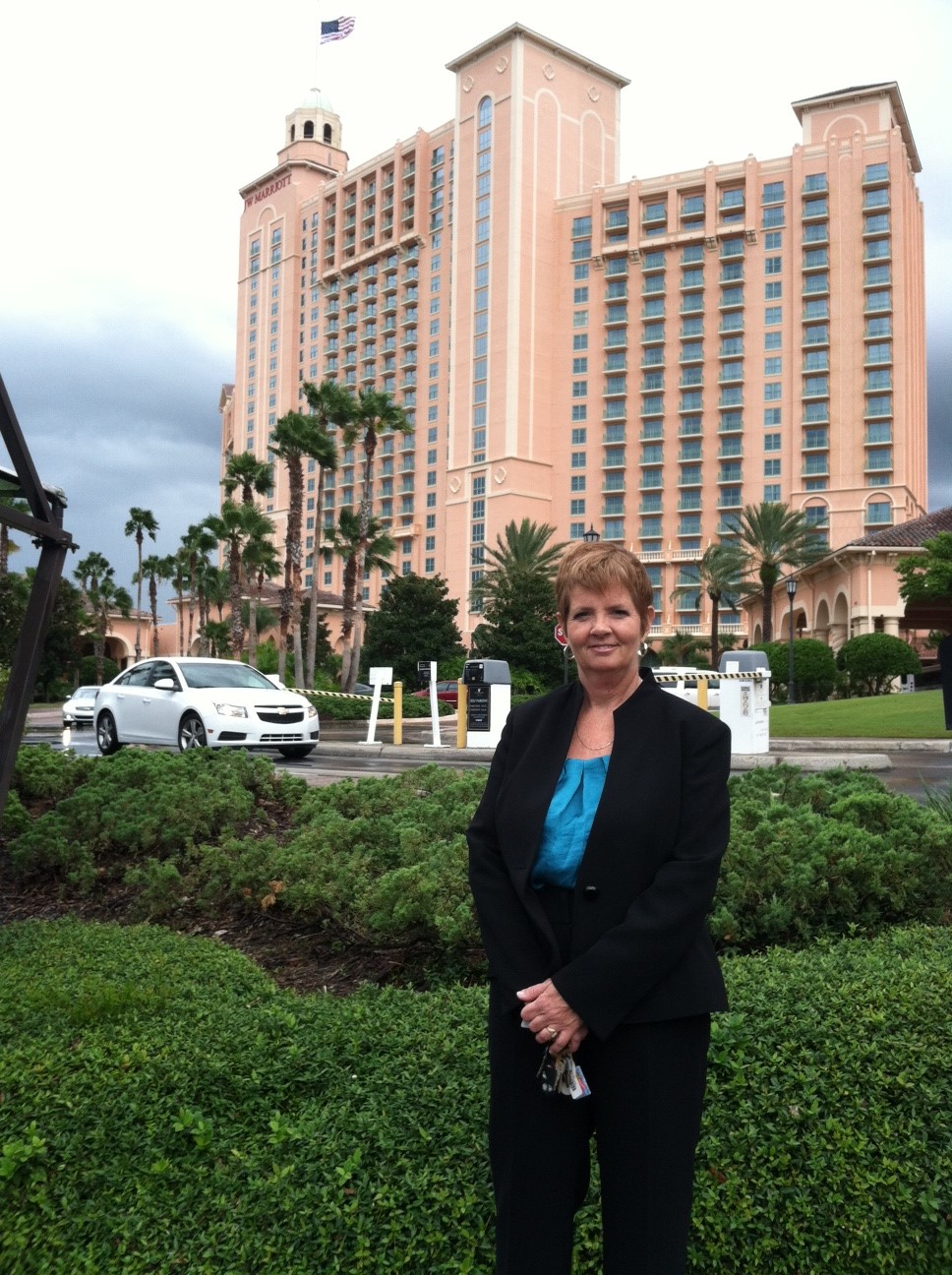 Lucinda Henry at a LeadingAge conference in Orlando
